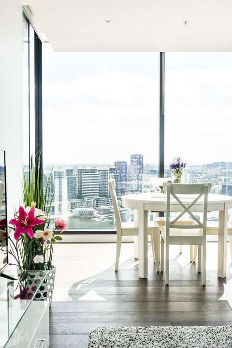 Melbourne Private Apartments - Collins Wharf Waterfront, Docklands - Foster Accommodation 5