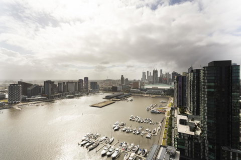 Melbourne Private Apartments - Collins Wharf Waterfront, Docklands - Foster Accommodation 24