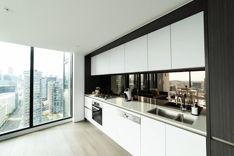 Melbourne Private Apartments - Collins Wharf Waterfront, Docklands - Foster Accommodation 41