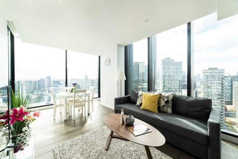 Melbourne Private Apartments - Collins Wharf Waterfront, Docklands - Foster Accommodation 35