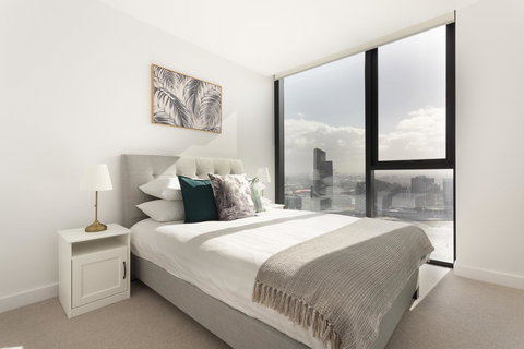 Melbourne Private Apartments - Collins Wharf Waterfront, Docklands - Foster Accommodation 12