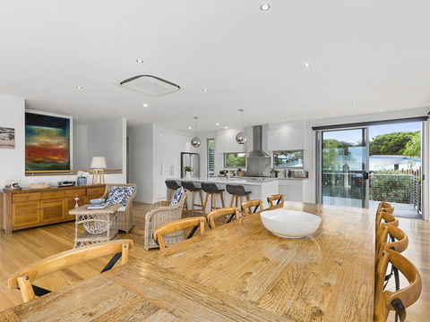 Aireys Ocean View - Foster Accommodation 3
