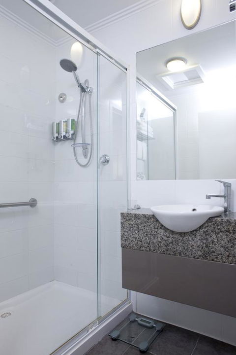 Alto Hotel On Bourke - Foster Accommodation 30