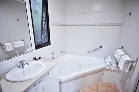 Goldfield Holiday Units - Foster Accommodation 15