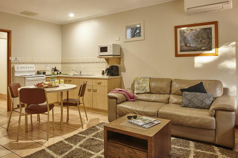 Goldfield Holiday Units - Foster Accommodation 10
