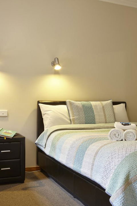 Goldfield Holiday Units - Foster Accommodation 4