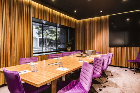 The Sebel Melbourne Docklands Hotel - Foster Accommodation 32