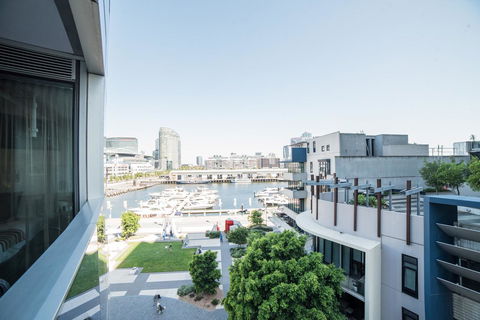 The Sebel Melbourne Docklands Hotel - Foster Accommodation 21