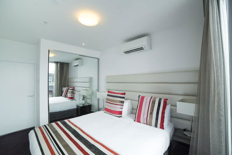 The Sebel Melbourne Docklands Hotel - Foster Accommodation 20