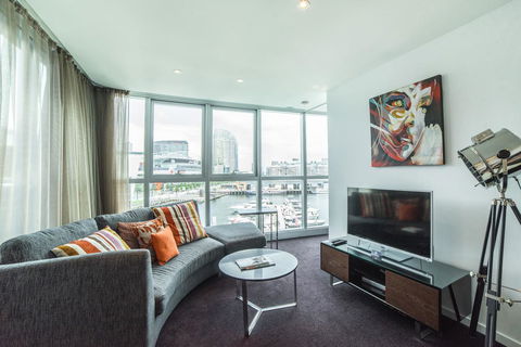 The Sebel Melbourne Docklands Hotel - Foster Accommodation 17