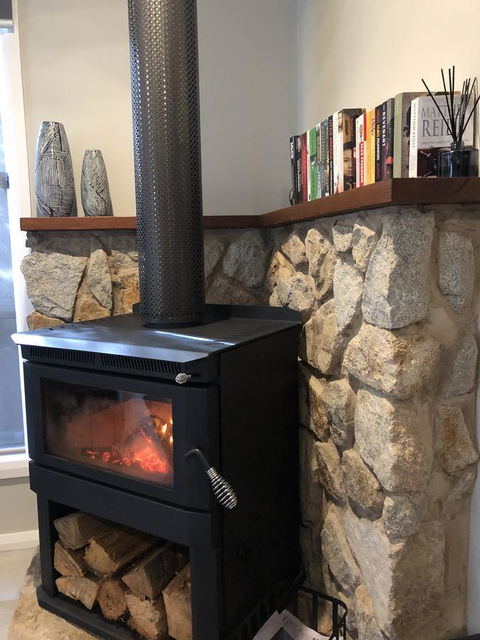 Luxury Abalina Cottages - Foster Accommodation 19