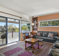 Black Dolphin Beach Penthouse - Foster Accommodation