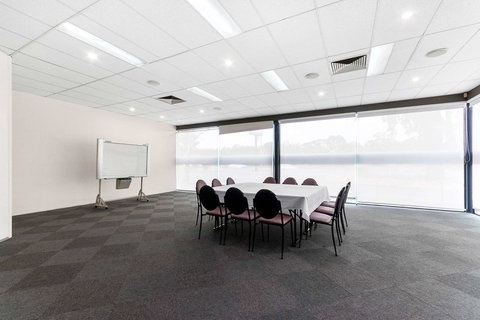 Quality Inn & Suites Traralgon - Foster Accommodation 7