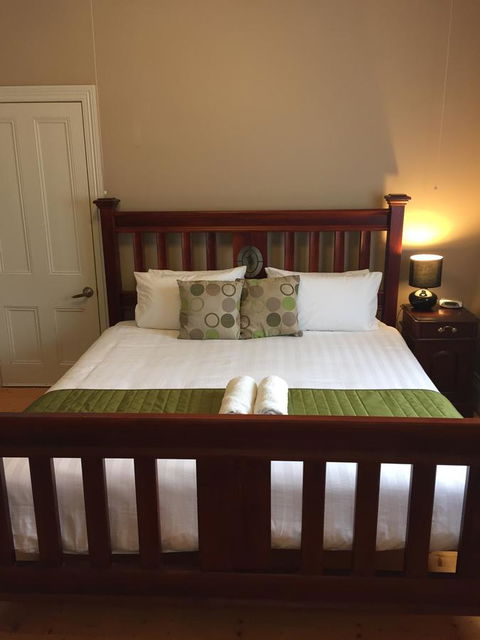 Little River Bed And Breakfast - Foster Accommodation 24