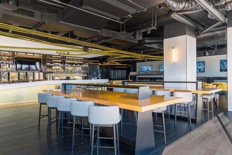 Peppers Docklands - Foster Accommodation 42