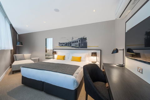 Peppers Docklands - Foster Accommodation 5