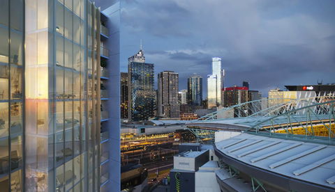Peppers Docklands - Foster Accommodation 13