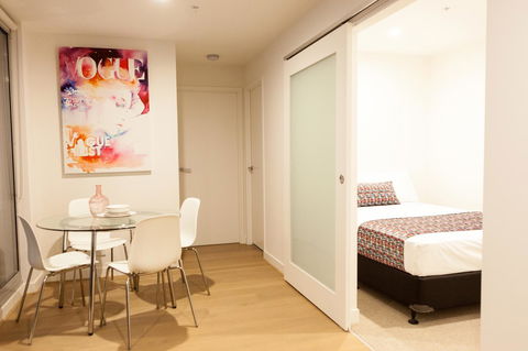 Apartment 101 - Foster Accommodation 12