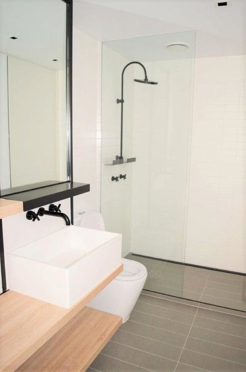 Readyset Stadium - Foster Accommodation 13