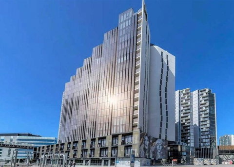 Readyset Stadium - Foster Accommodation 17