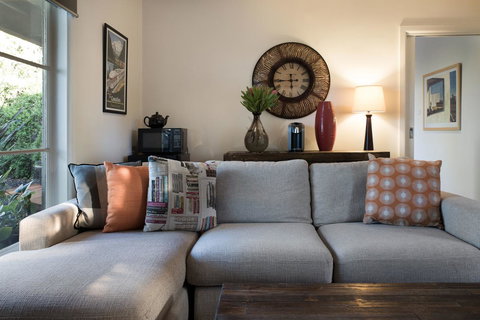 East Street Daylesford - Foster Accommodation 26