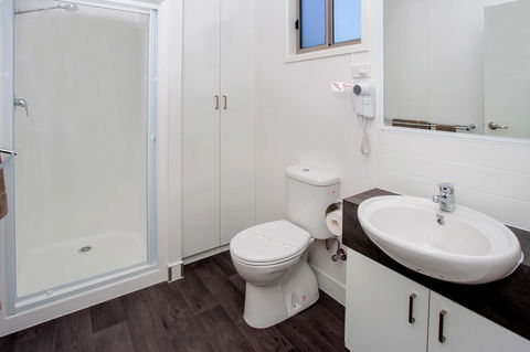BIG4 Whiters Holiday Village - Foster Accommodation 23