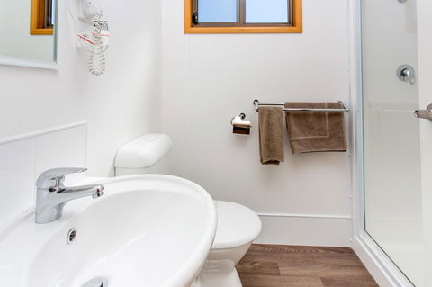 BIG4 Whiters Holiday Village - Foster Accommodation 30