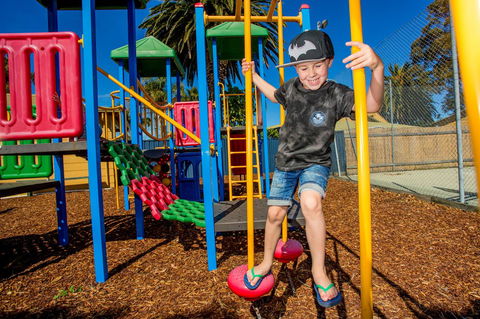 BIG4 Whiters Holiday Village - Foster Accommodation 7