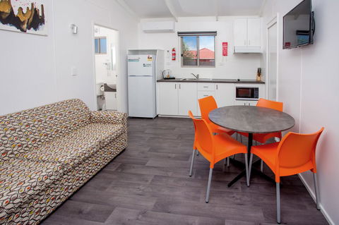 BIG4 Whiters Holiday Village - Foster Accommodation 20