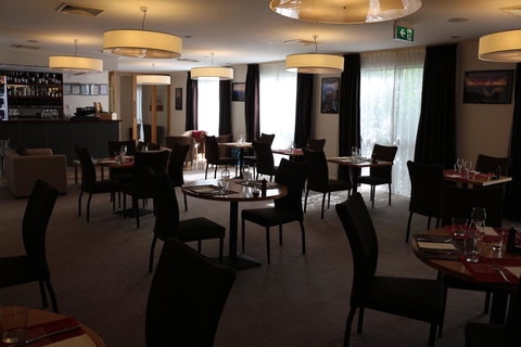 Bairnsdale International - Foster Accommodation 16