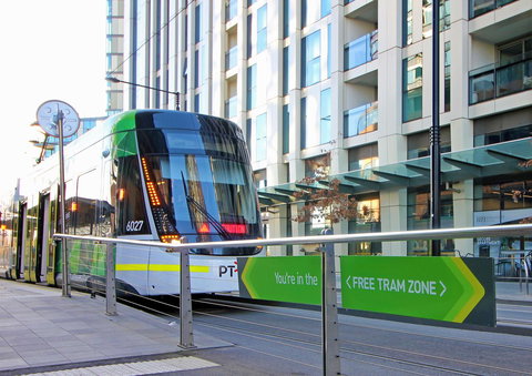 Auzzie Apartments Docklands, Melbourne - Foster Accommodation 17