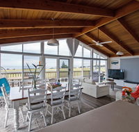 Stunning Waterfront only 10 minutes to Phillip Island - Pet Friendly - Foster Accommodation