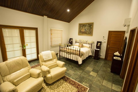 The Block Vista B&B - Foster Accommodation 1