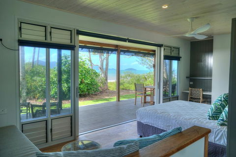The Bungalows - Foster Accommodation 1