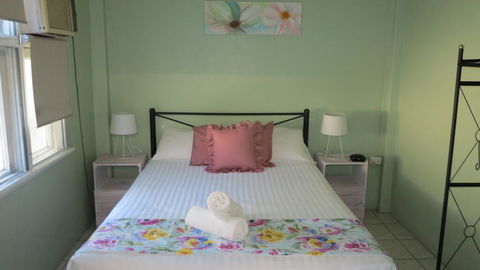 The Captain's Manor On Cook Unit 9 - Foster Accommodation 3