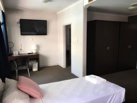 The Cavenagh - Foster Accommodation 2