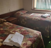 The Club Hotel - Foster Accommodation