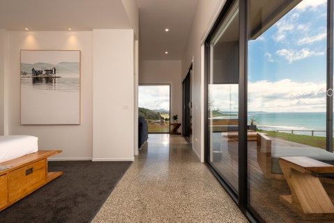The Cove Tasmania - Foster Accommodation 2