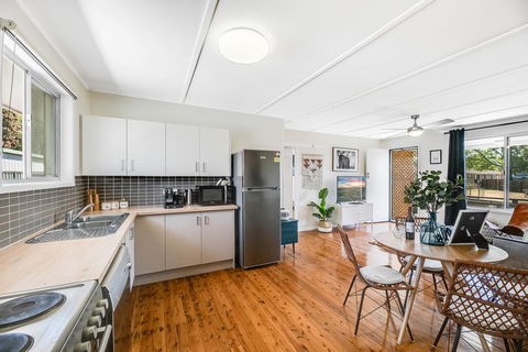 The Cowhide Cabin - Comfy, Family Friendly Stays In Toowoomba - Foster Accommodation 2
