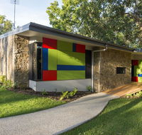 The Feathered Nest - Luxury Wildlife Retreat - Foster Accommodation