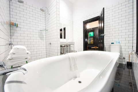 The Franklin Boutique Hotel - Foster Accommodation 2