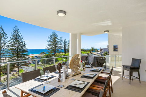 The Garland At Rainbow Bay - Foster Accommodation 1