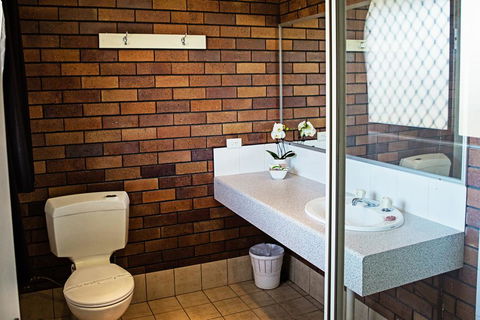 The Gallery Motor Inn - Foster Accommodation 2