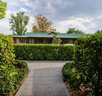 The Grapevine Motel - Foster Accommodation