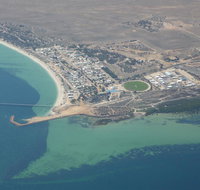 The Jewel of the Bay - Foster Accommodation