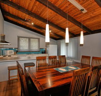 The Lakefront 69 Townsend Street - Foster Accommodation