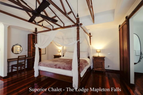 The Lodge Mapleton Falls - Foster Accommodation 3