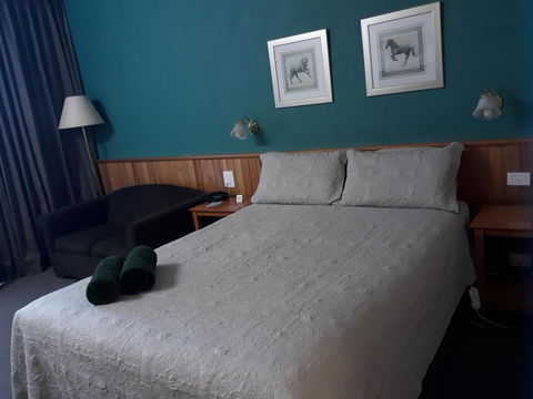 The Moe Motor Inn - Foster Accommodation 1