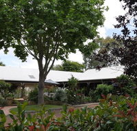 The Noble Grape Guesthouse - Foster Accommodation