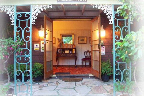 The Oast Inn Formaly Rosies Inn - Foster Accommodation 0